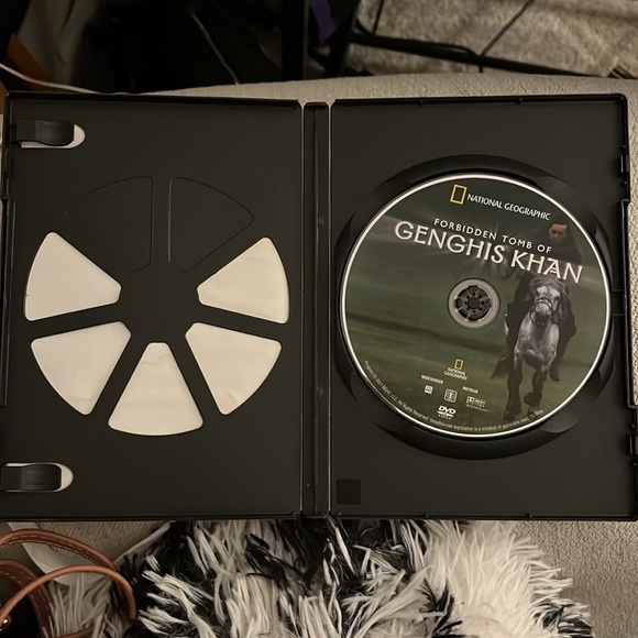 Forbidden Tomb Of Genghis Khan [DVD], Like New, National Geographic, with case - Picture 4 of 5